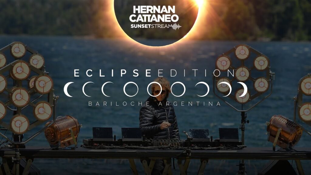 Efdemin Parallaxis Traumprinz Over 2 The End Remix